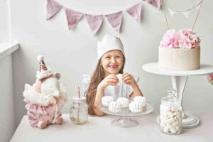 Mesa de dulces cumpleaños personalizado a rosa